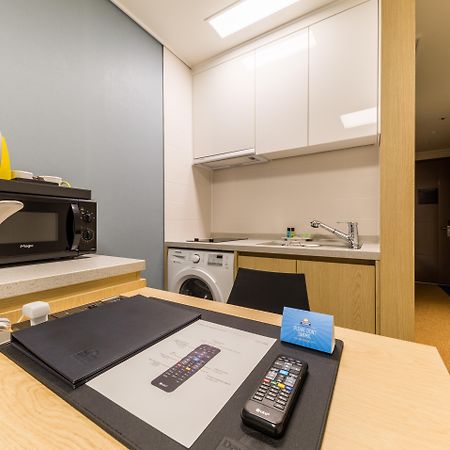 Howard Johnson By Wyndham Incheon Airport Екстериор снимка